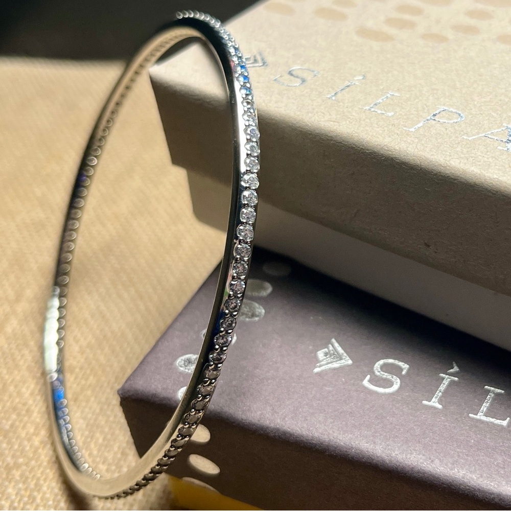 Silpada “Perfection” Bangle